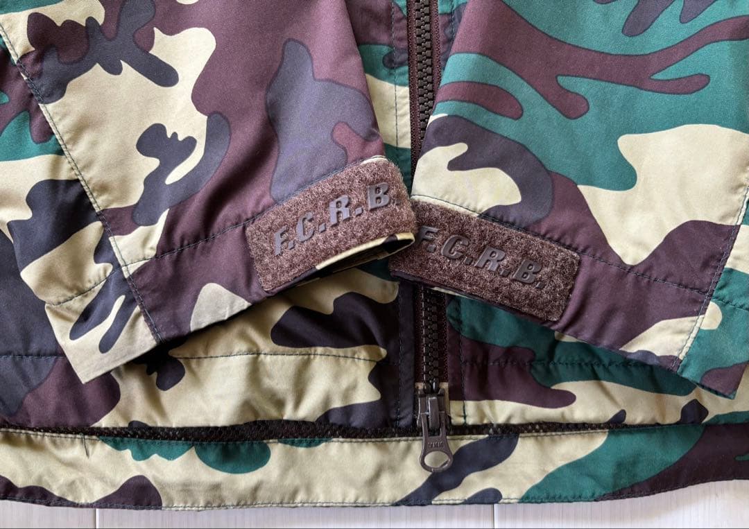 F.C.R.B. NIKE ブリストル　カモフラ　パーカー　Mサイズ
