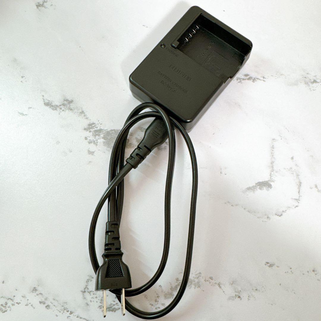 良品　ショット数5000枚以下　FUJIFILM X-T20 本体