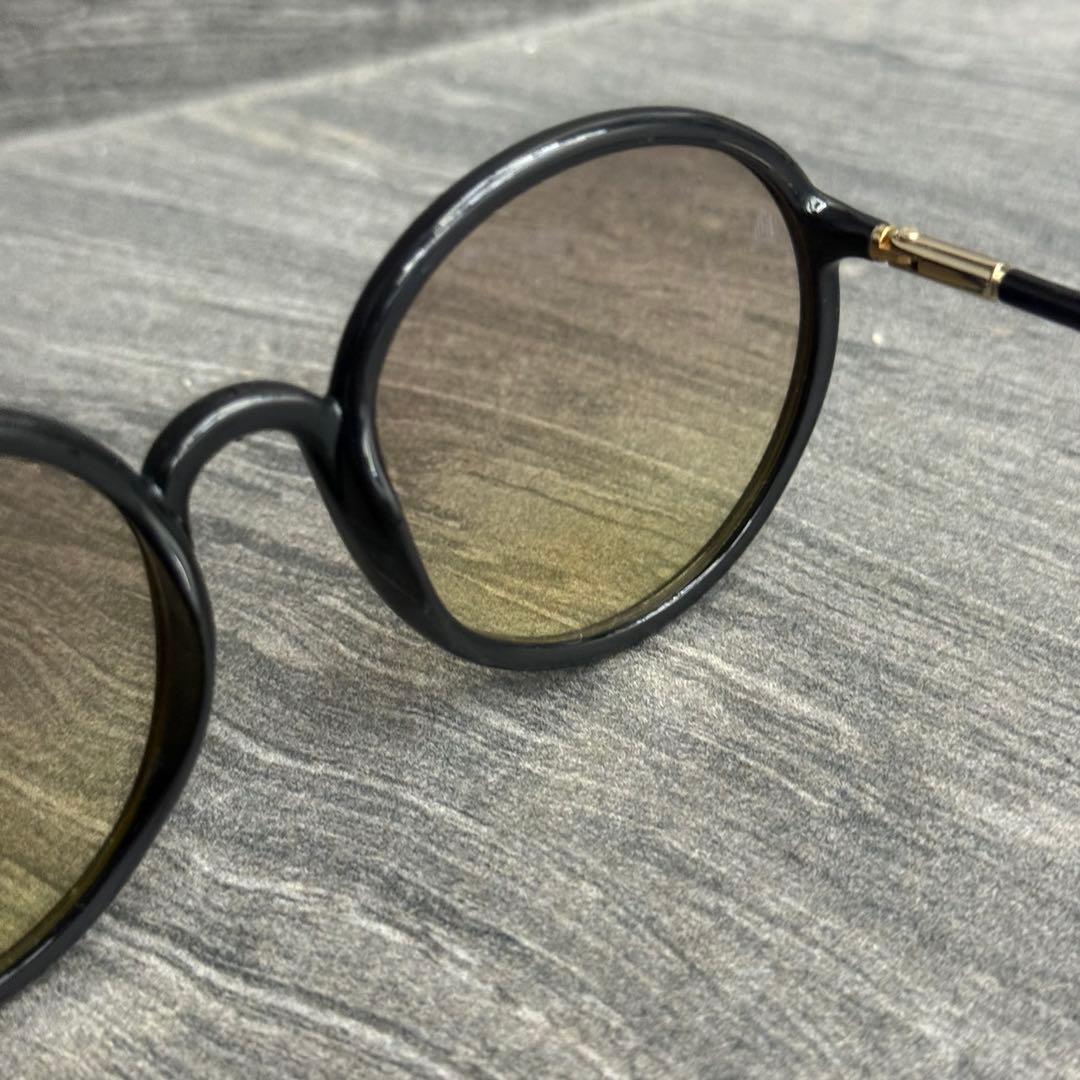 Dior オーバル型ユニセックスサングラス ブラック