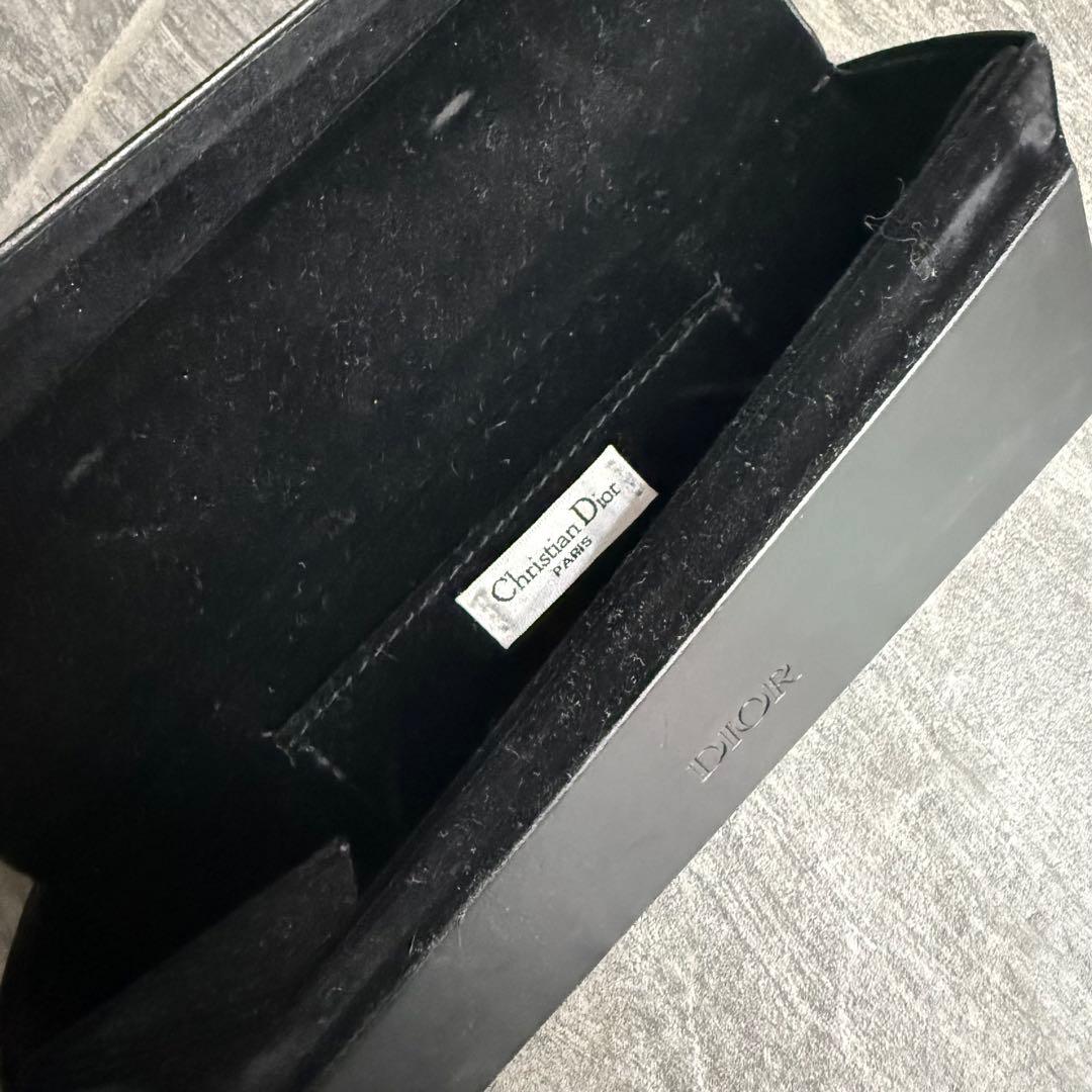 Dior オーバル型ユニセックスサングラス ブラック