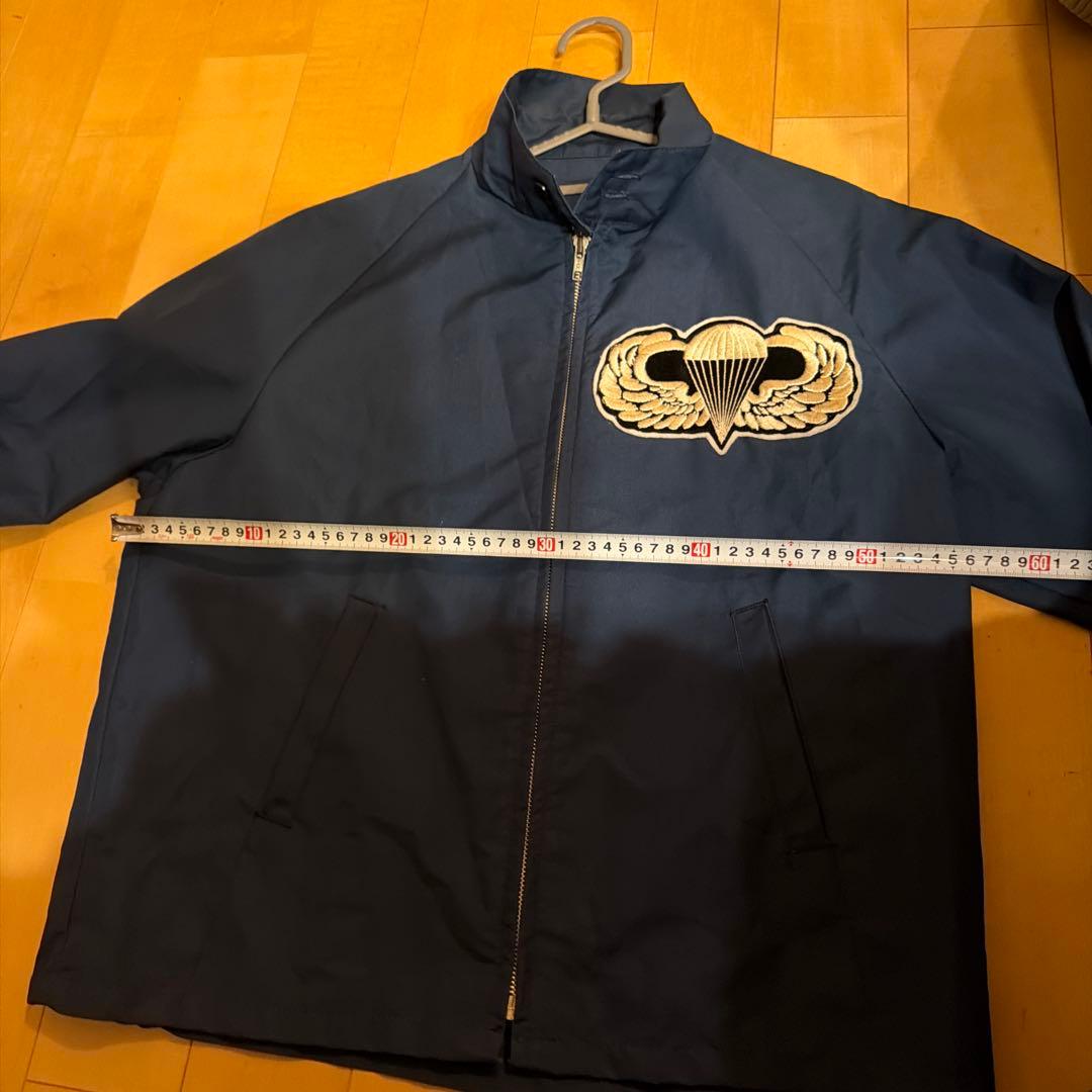ネイビー ナイロンジャケット パラシュート刺繍
