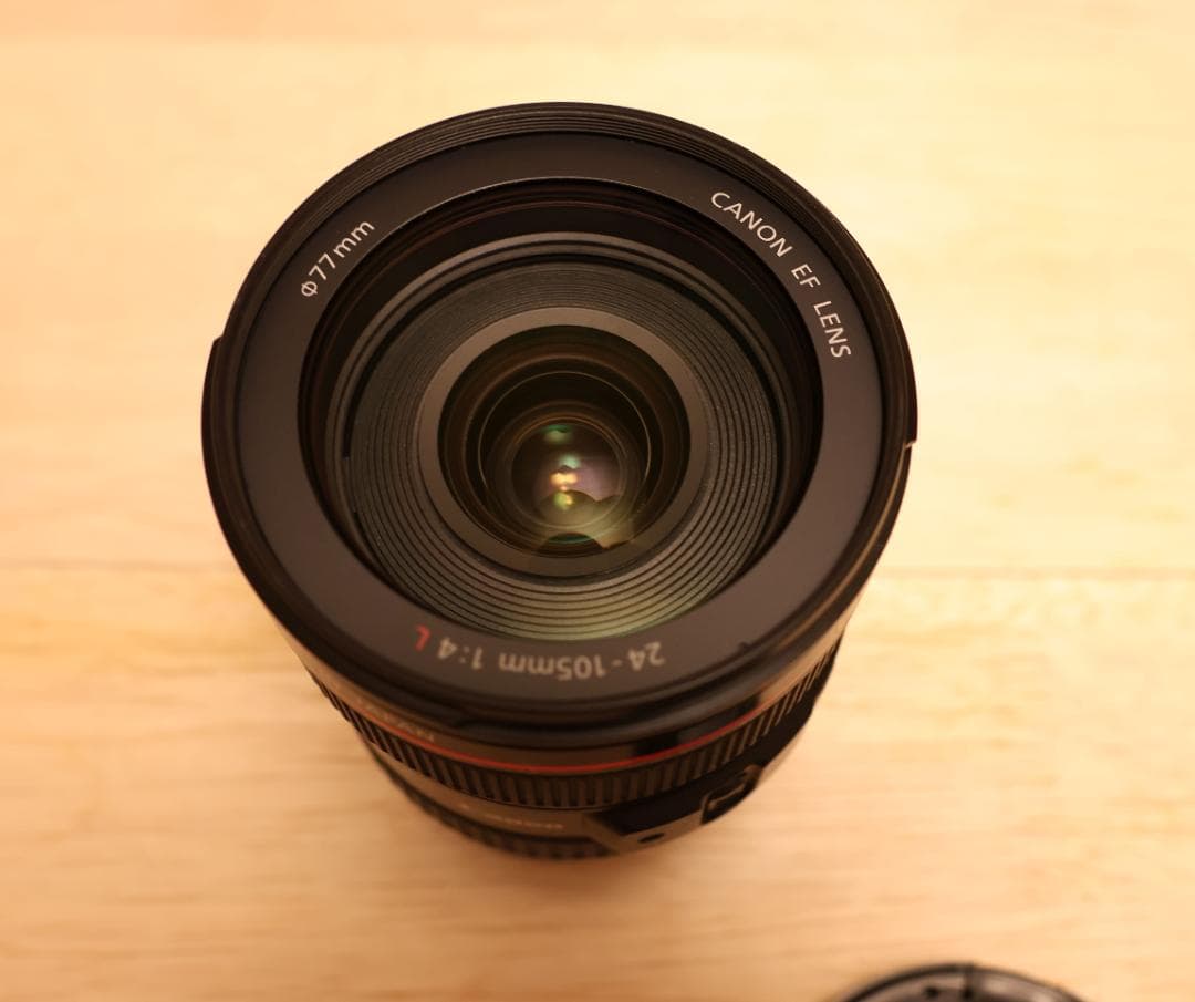 レンズ(ズーム) Canon EF24-105mm F4L IS USM + EW-83H