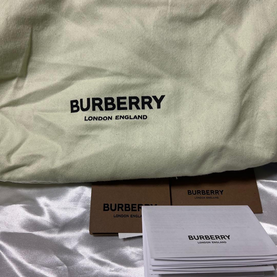 未使用　バーバリーロンドン ユニセックス水色 クロスボディバッグ