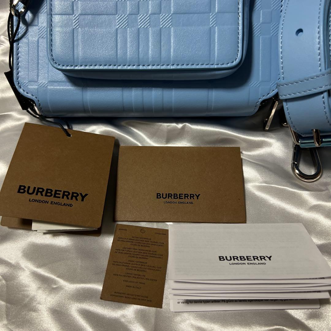 未使用　バーバリーロンドン ユニセックス水色 クロスボディバッグ