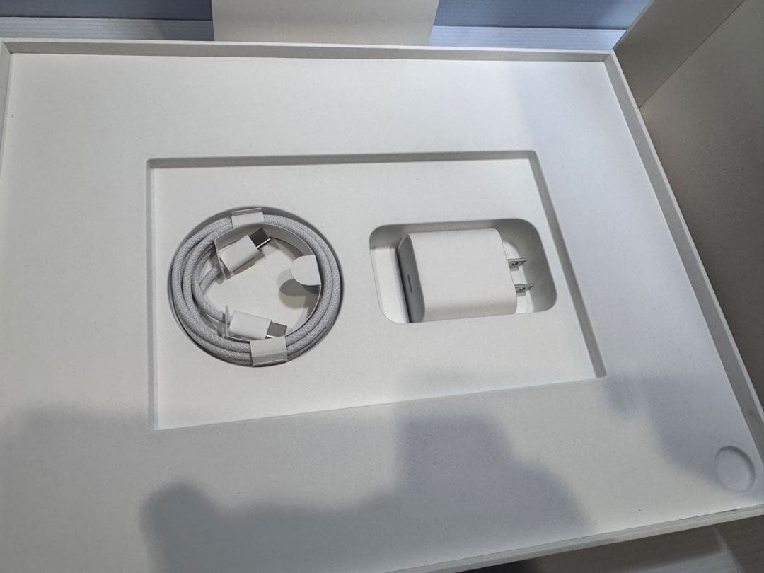 13インチiPad Air Wi-Fiモデル 256GB (M3)-【第7世代】