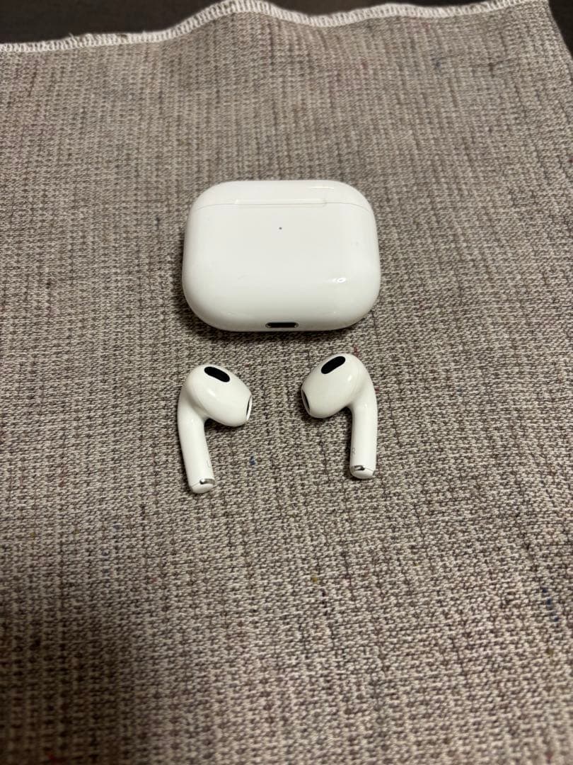 AirPods3本体 MagSafe充電対応