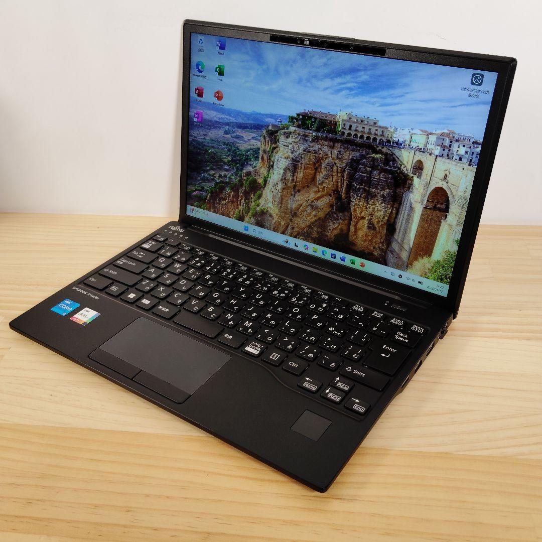 日本製 Fujitsu U9313 爆速 第13世代i5搭載 爆速 256GB