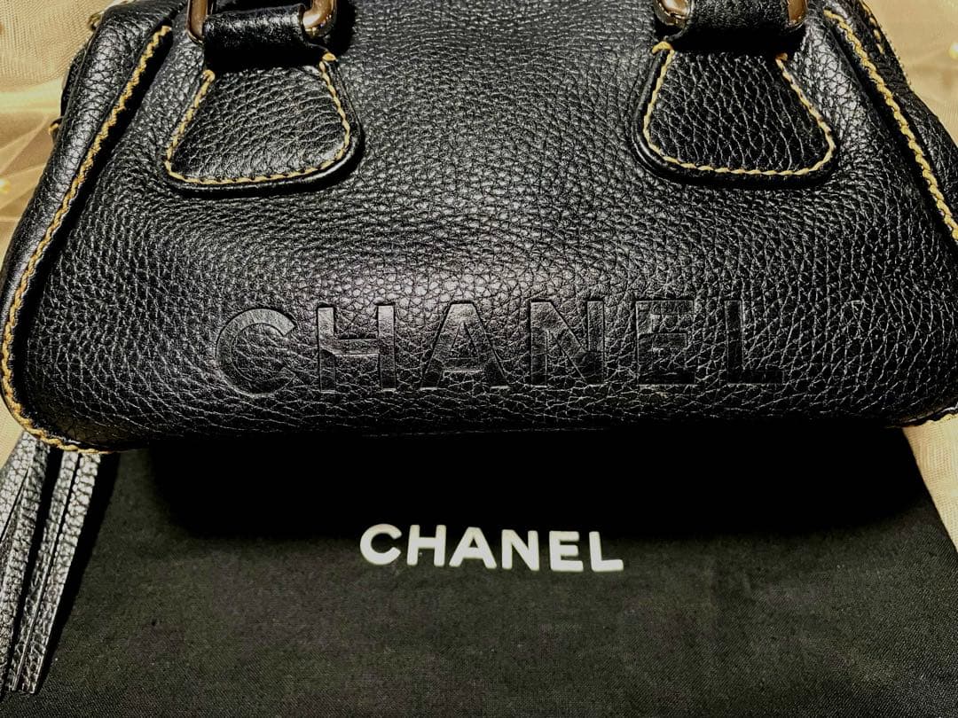 希少なミニサイズ CHANEL キャビアスキン　フリンジ ハンドバ