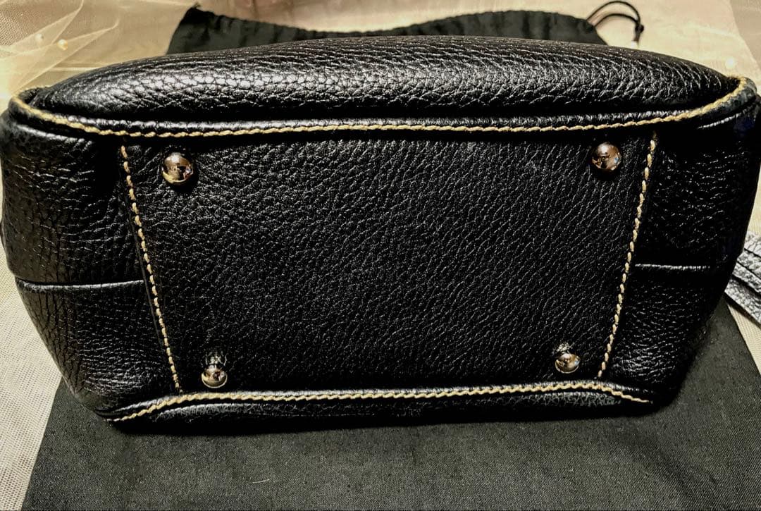 希少なミニサイズ CHANEL キャビアスキン　フリンジ ハンドバ