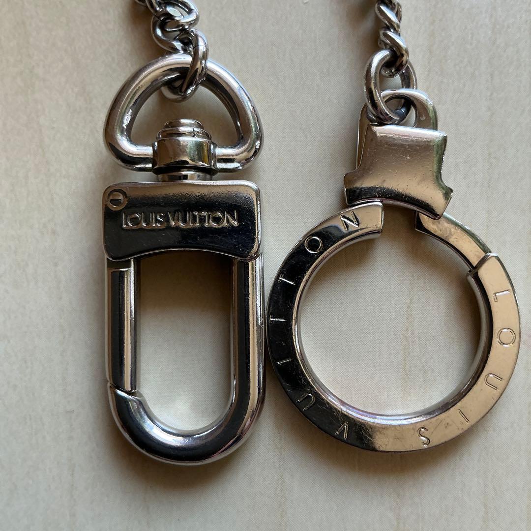 LOUIS VUITTON チェーン付きキーホルダー