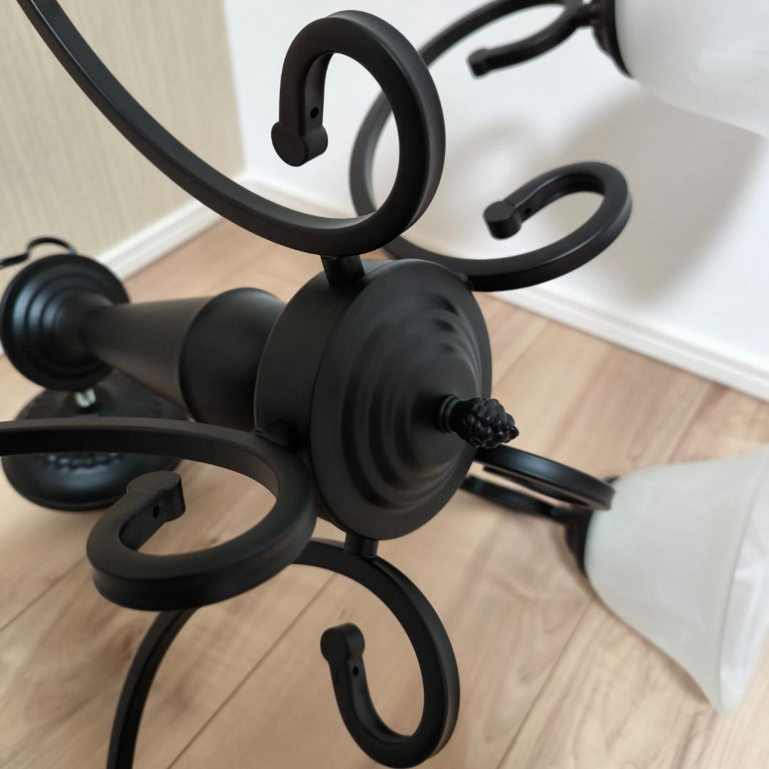 天井照明　シャンデリア　５灯　マッドブラック　クロティルド