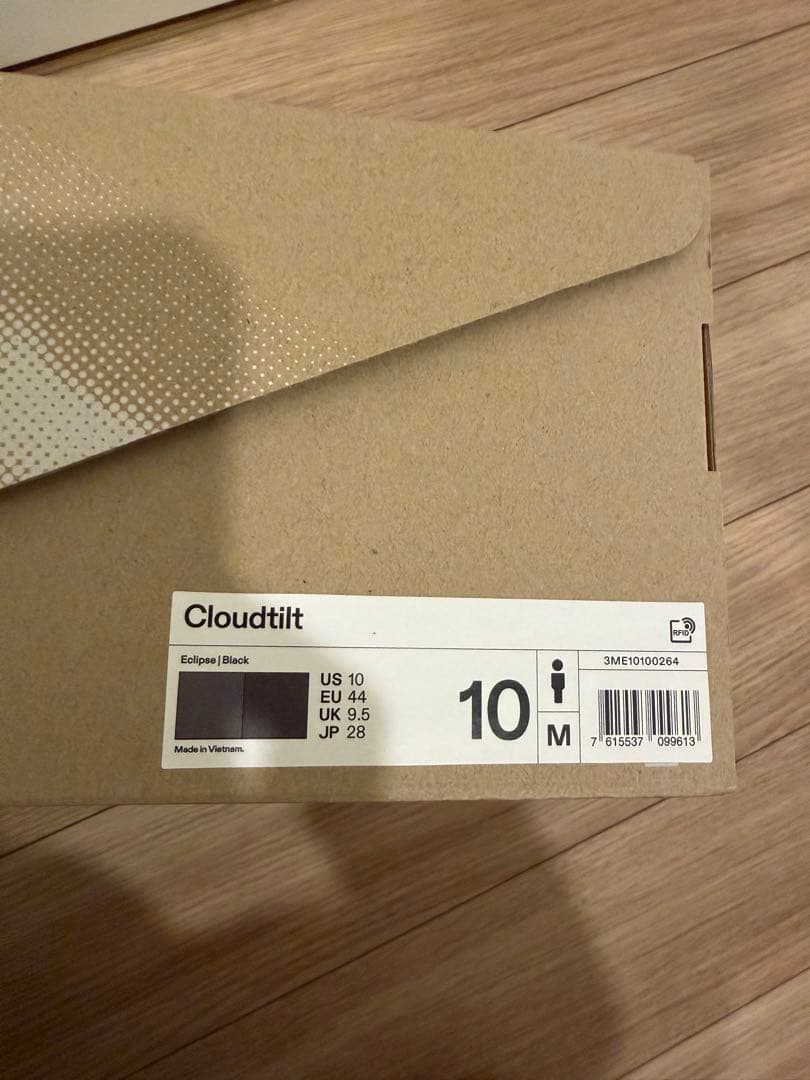 【美品】on オン Cloudtilt クラウドティルト 28cm ブラック