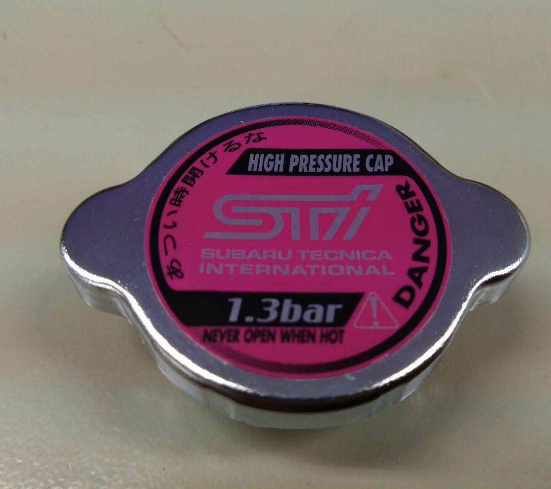 STI　オイルフィラーキャップ　ラジエーターキャップ　バルブキャップセット