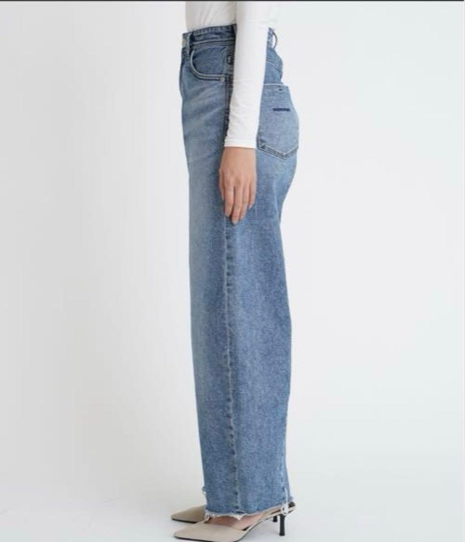 ヤヌーク　LAURA 22