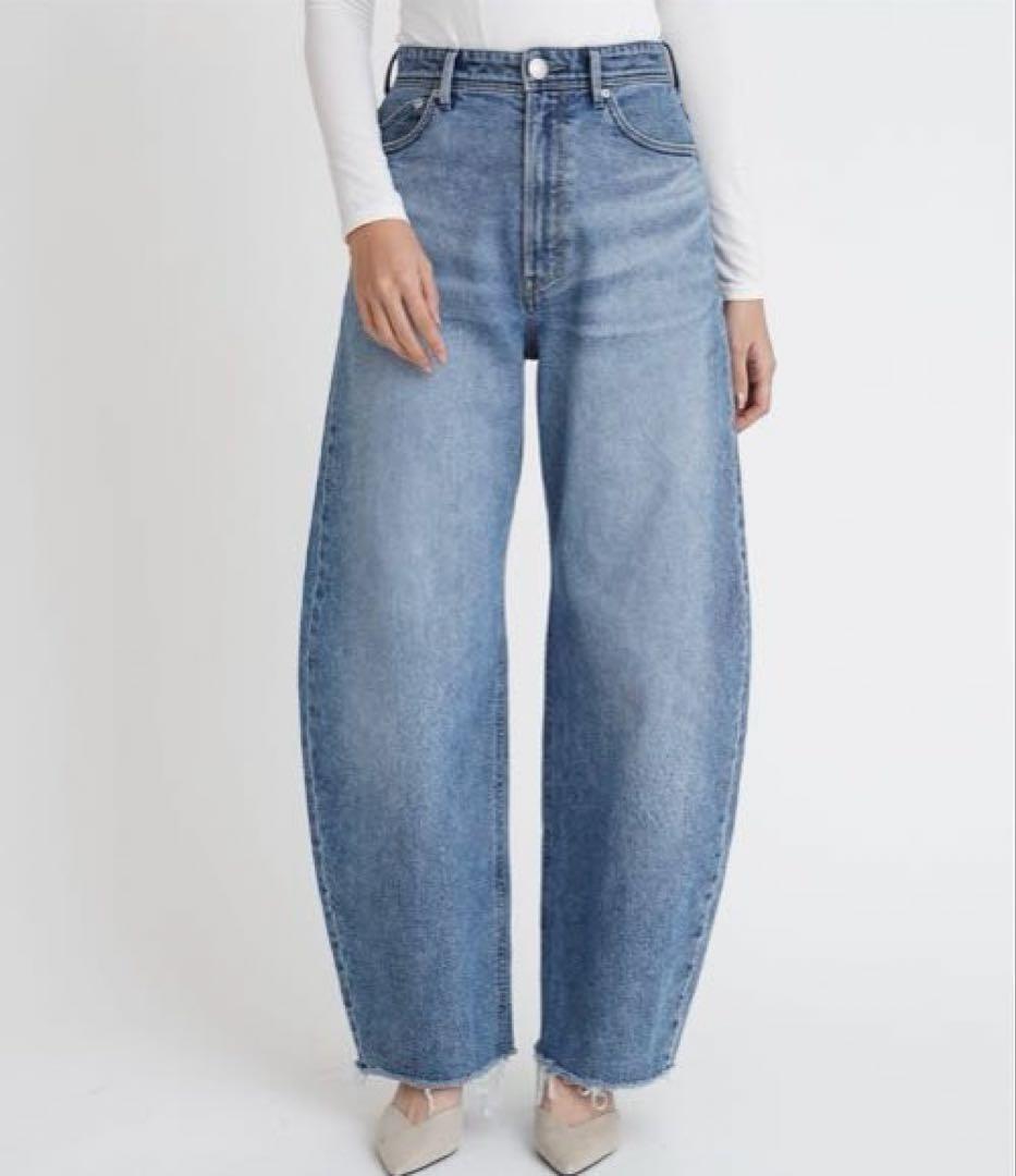 ヤヌーク　LAURA 22