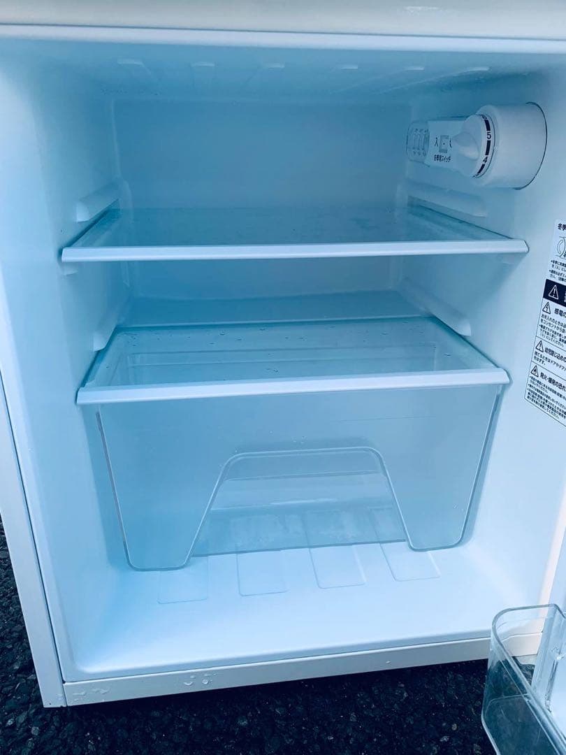 ♦amadana ノンフロン冷凍冷蔵庫【2017年製】AT-HR11