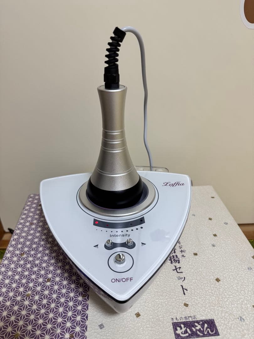 キャビテーション Laffia 40kHz 家庭用美容器 ジェル付き