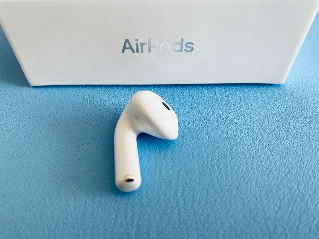 AirPods 第4世代 L片耳 左耳のみ イヤホン A3056
