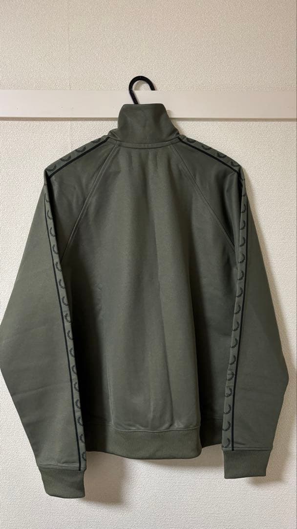 Fred Perry オリーブ ジップアップジャケット