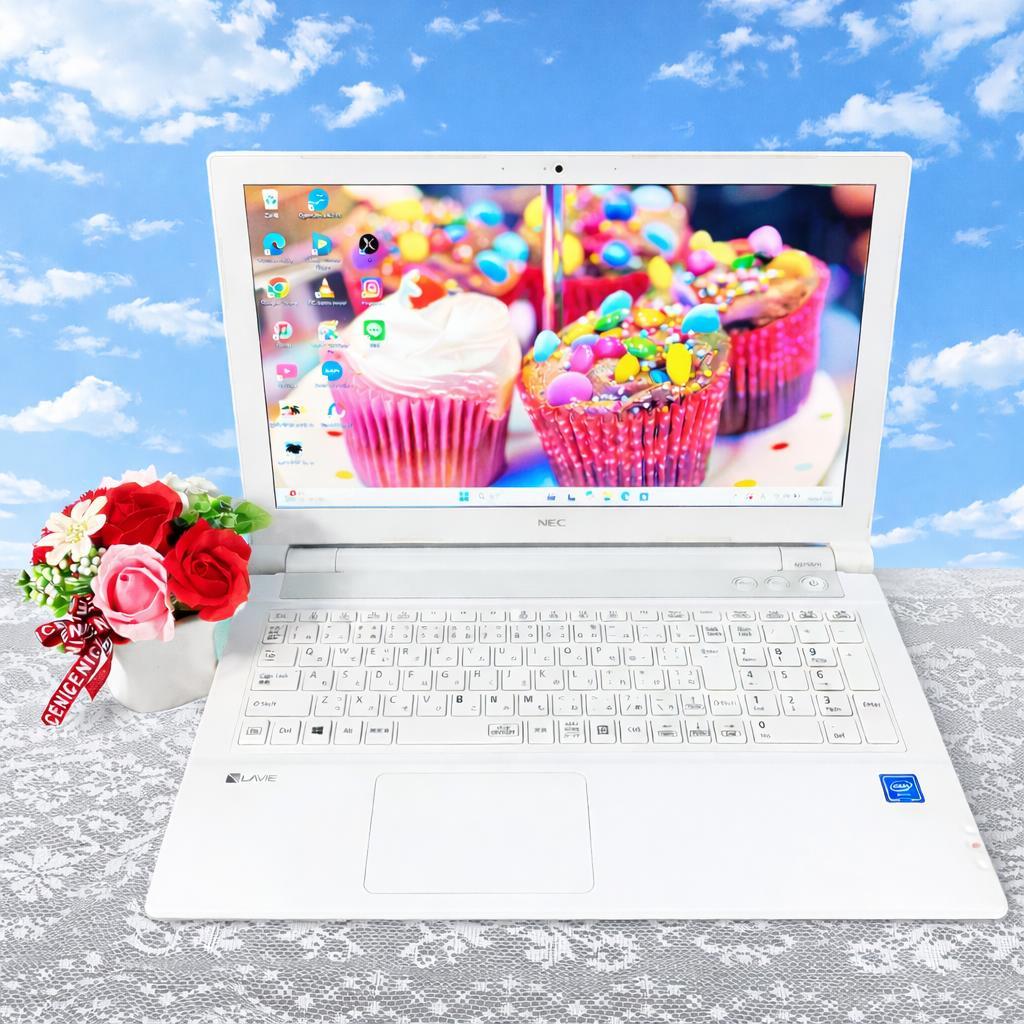 薄型軽量❣NECノートパソコン 白 SSD カメラ付き 設定済み✨