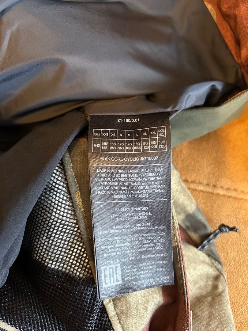 burton ak Mサイズ　メンズ