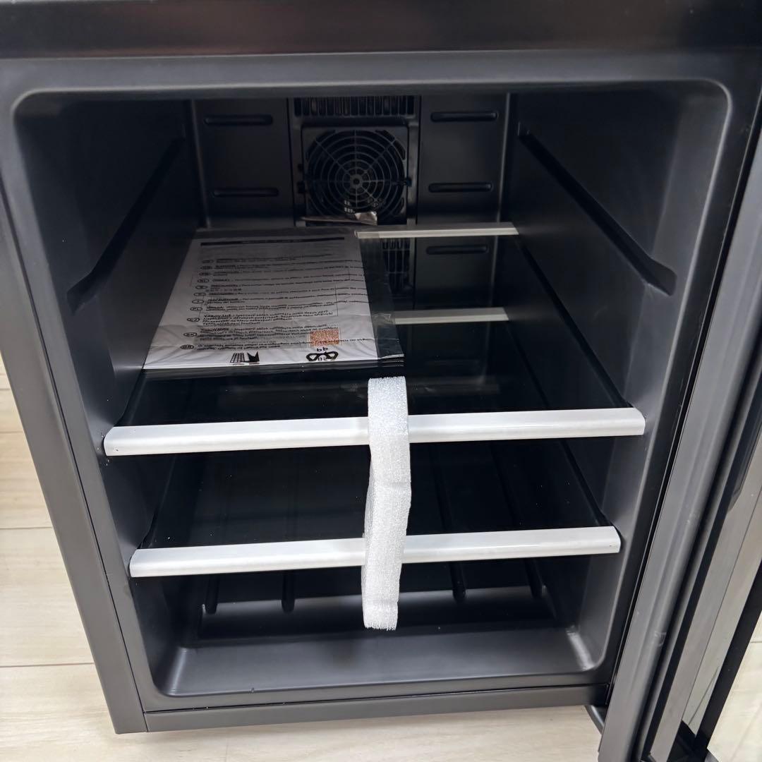 ❤️1品限り❤️ミニ冷蔵庫 小型 33L お洒落 透明ガラスドア ペルチェ式 1ドア