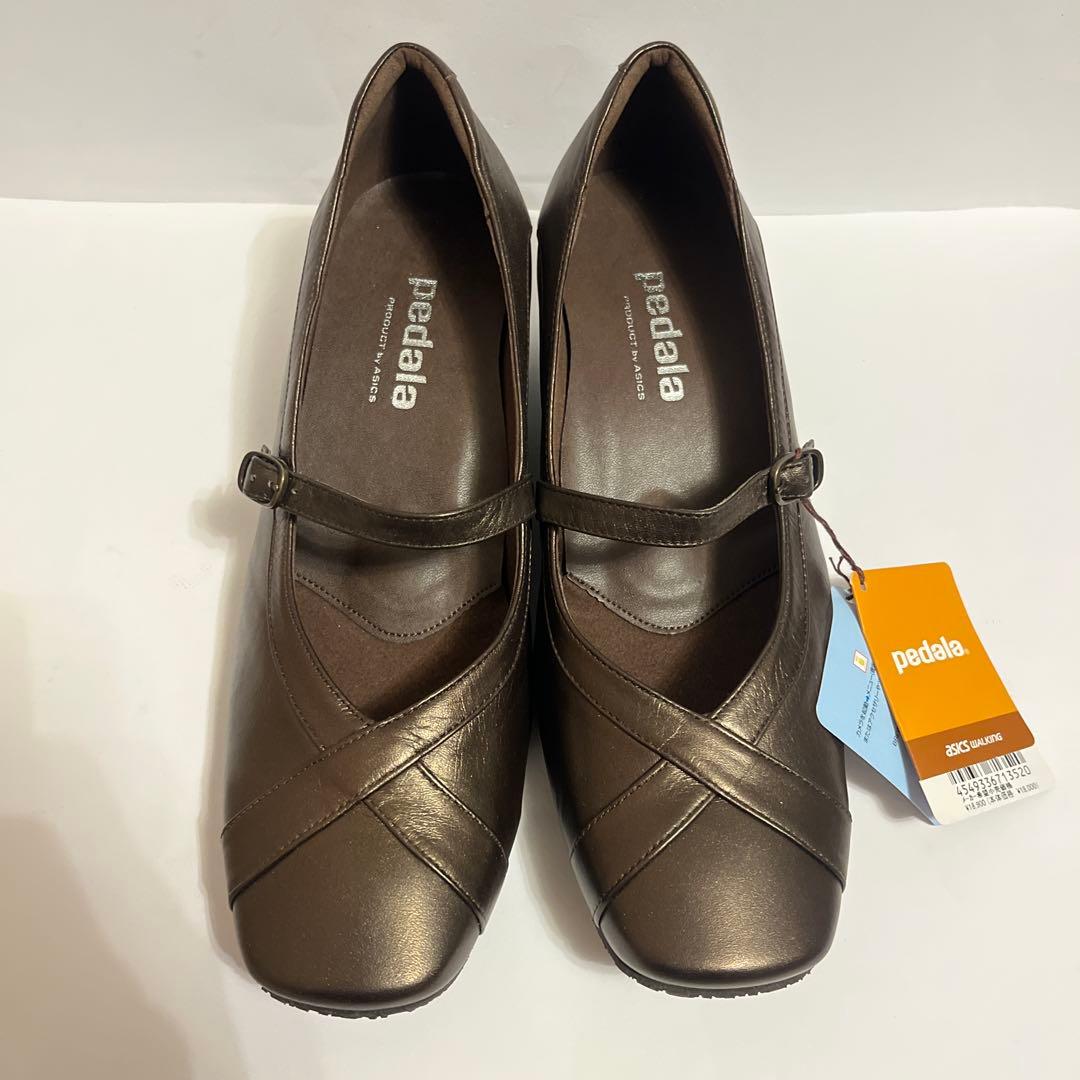 新品　アシックス　ペダラ　ストラップパンプス　ブラウン24 3E
