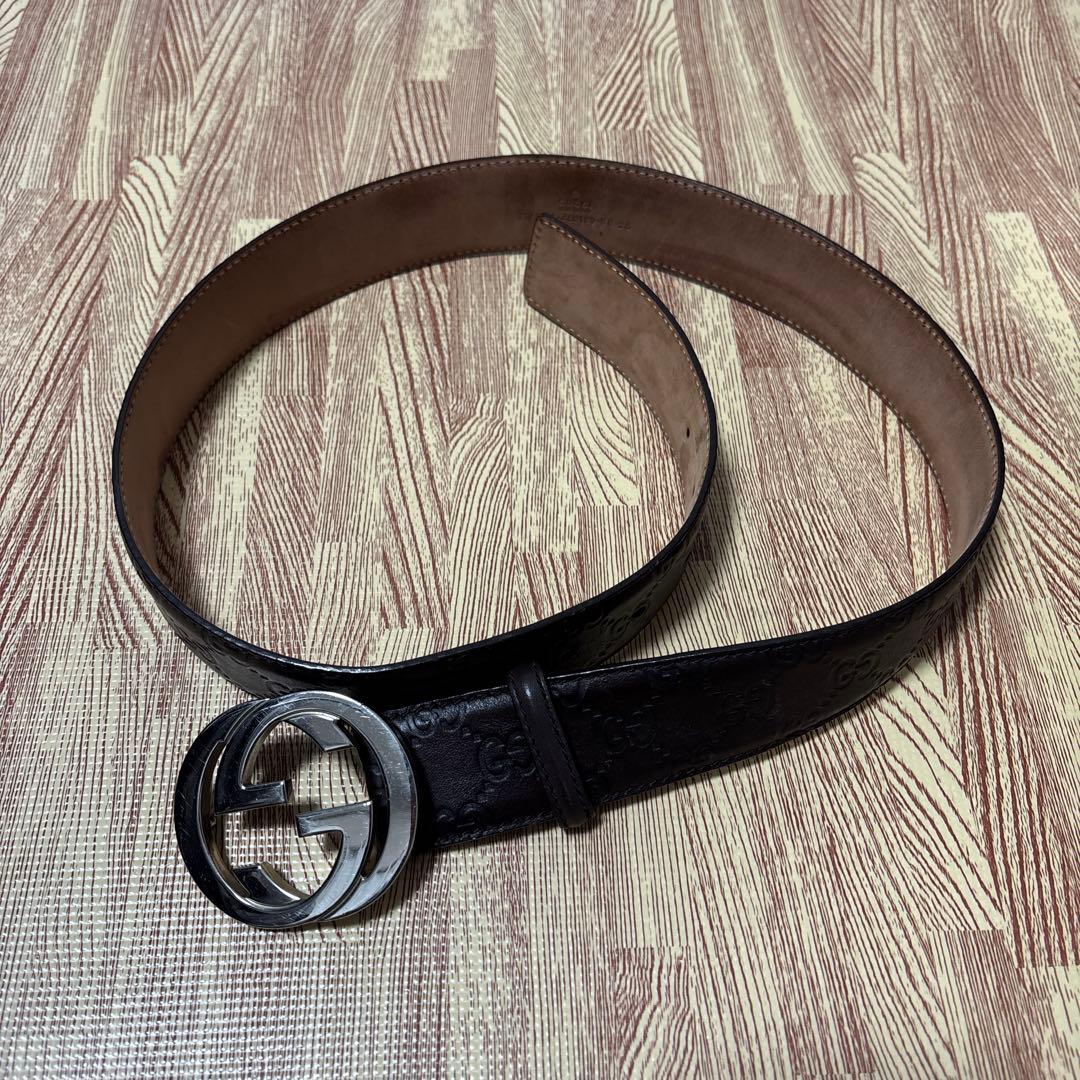 GUCCI ブラウンレザーベルト ダブルGロゴ