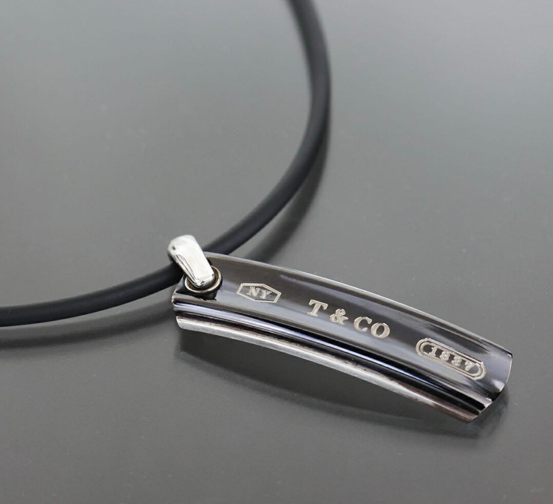 Tiffany & Co. ロゴ入りネックレス