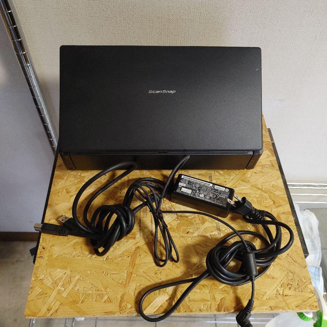 ScanSnap IX500 両面スキャナー 本体と電源アダプター