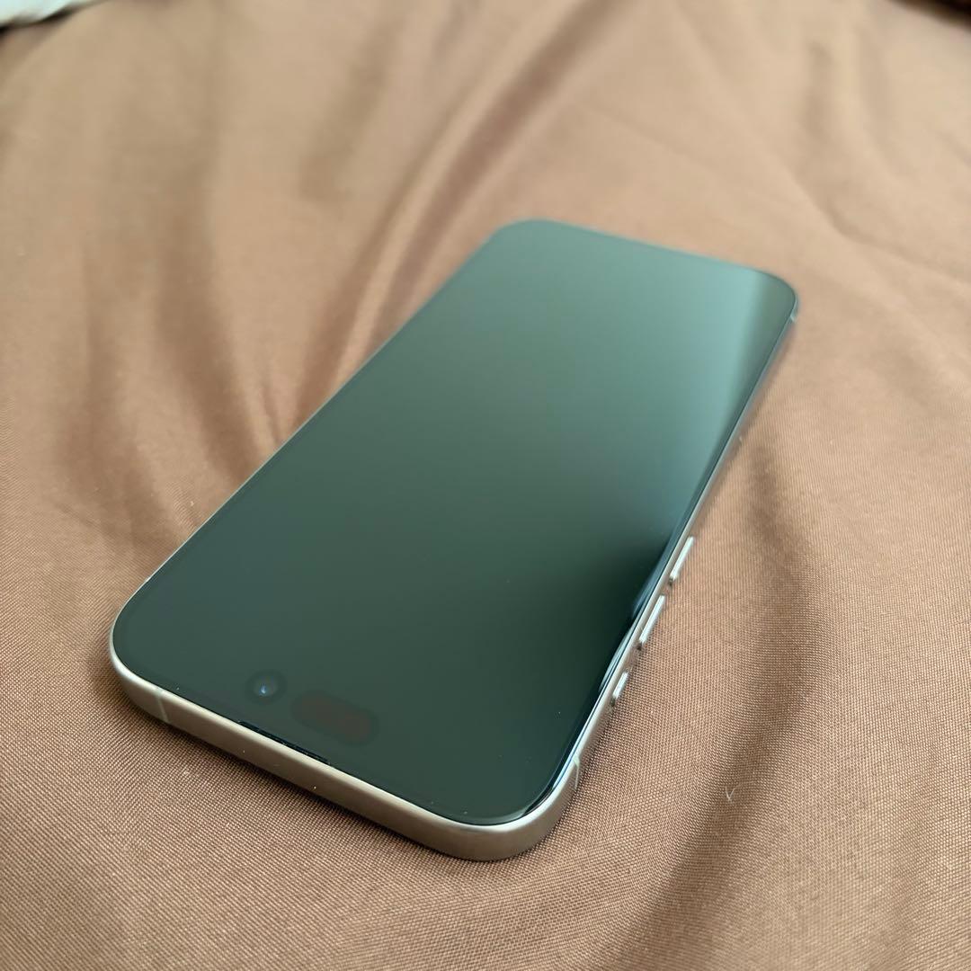 iPhone 15 Pro 本体