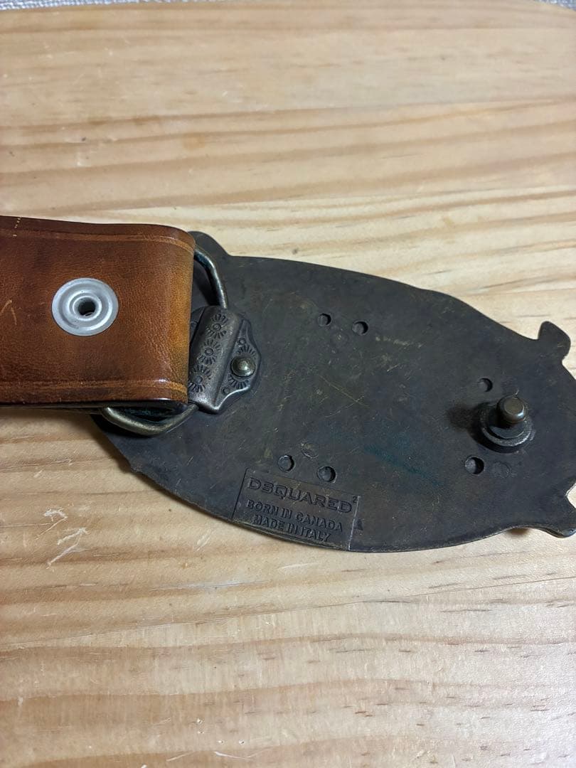 【DSQUARED2】ベルト ロゴバックル レザー イエロー