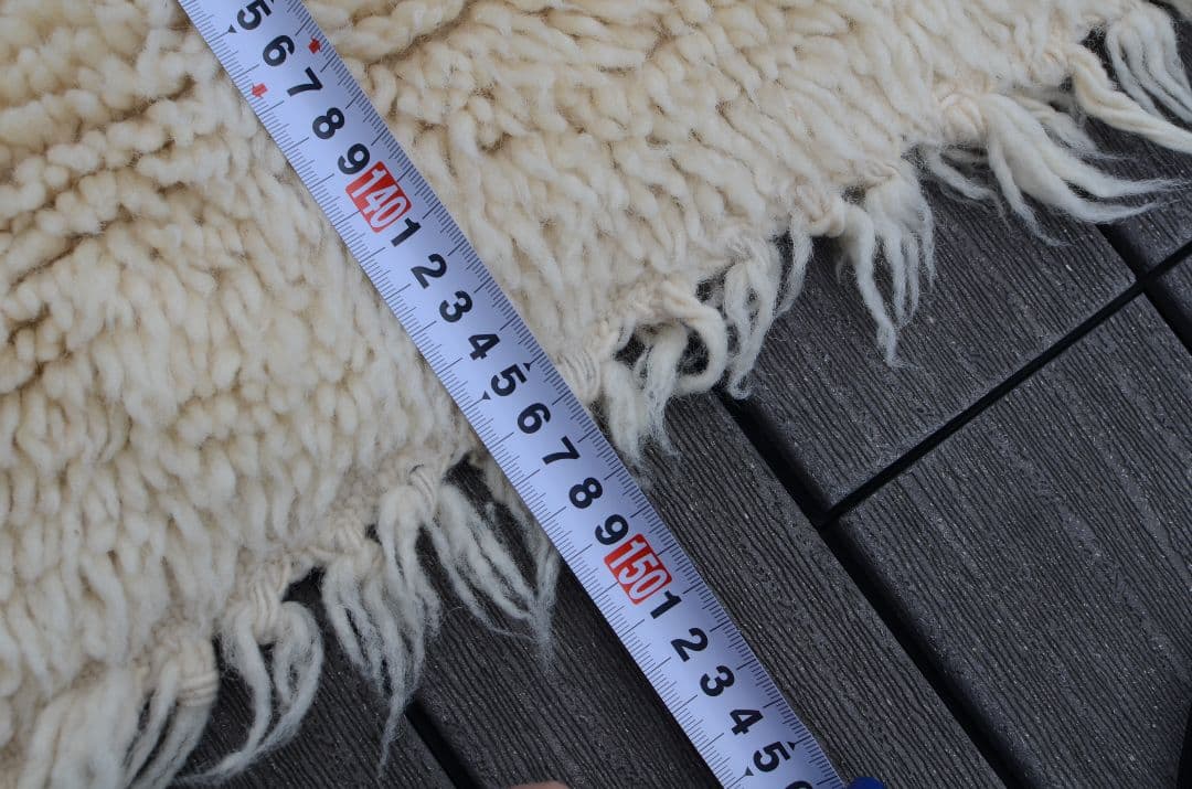 ベニワレン(モロッコ) アイボリー ウールラグ ダイヤモンド模様