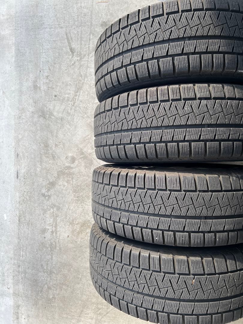 トヨタ　マークXジオ　純正ホイール　215/60R16 スタッドレス