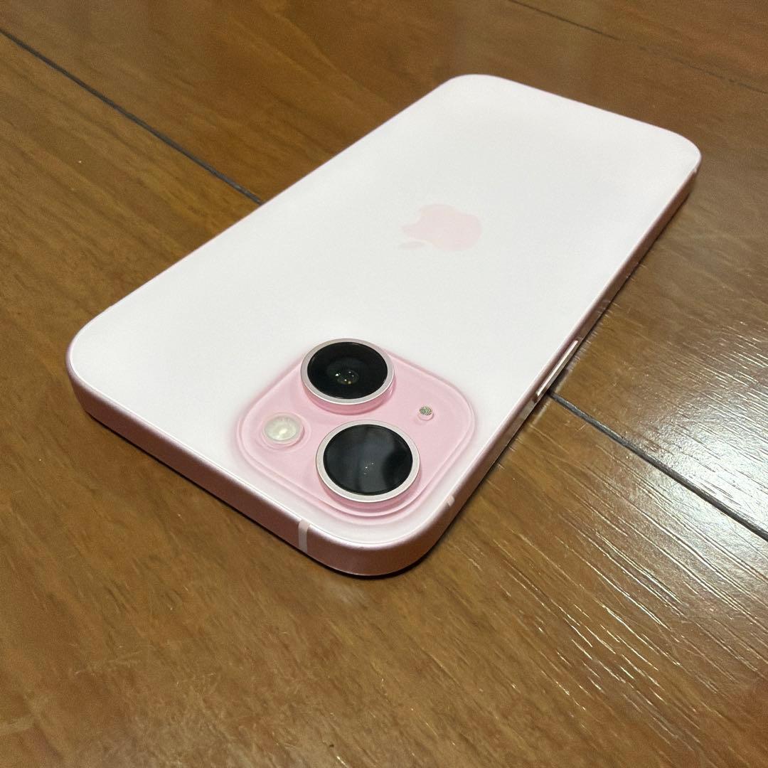 iPhone15 ピンク128GB 本体※キズ、割れなし※