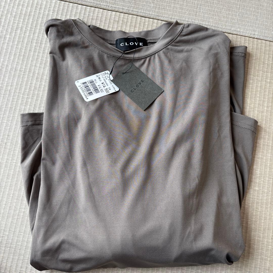 ヤマダヤの福袋より　 トップス３点　パンツ１点