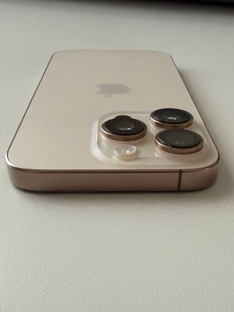 iPhone16Pro　デザートチタニウム　256GB　SIMフリー