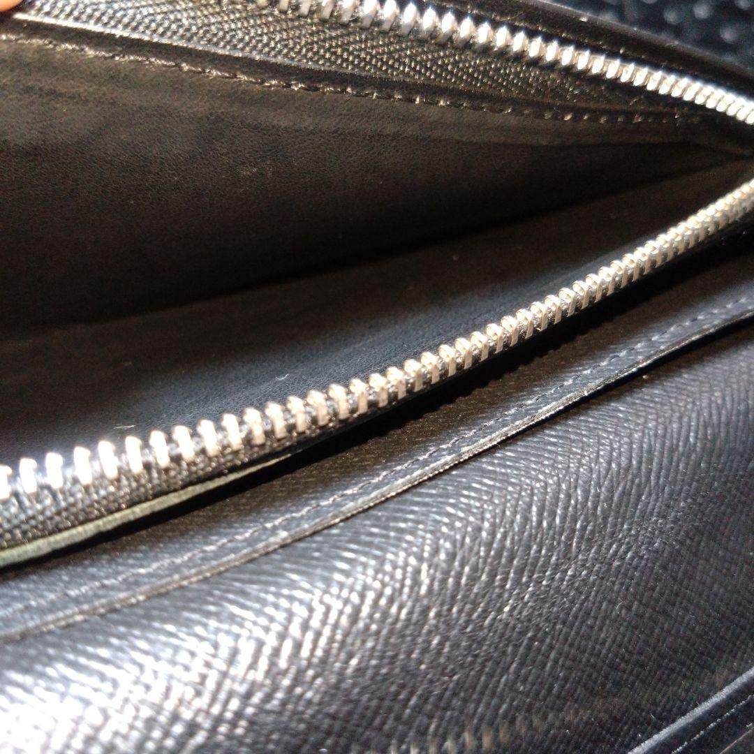 LOUIS VUITTON　ルイ・ヴィトン　タイガ