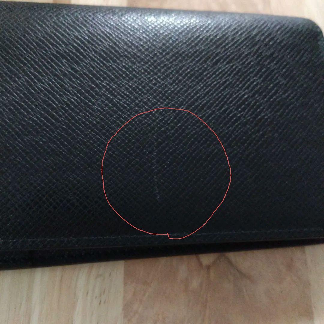 LOUIS VUITTON　ルイ・ヴィトン　タイガ