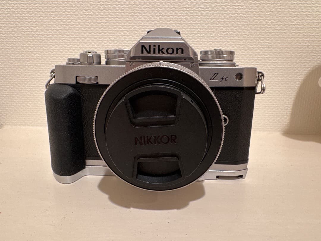 【桜】Nikon zfc 16-50 VR レンズ、予備バッテリー