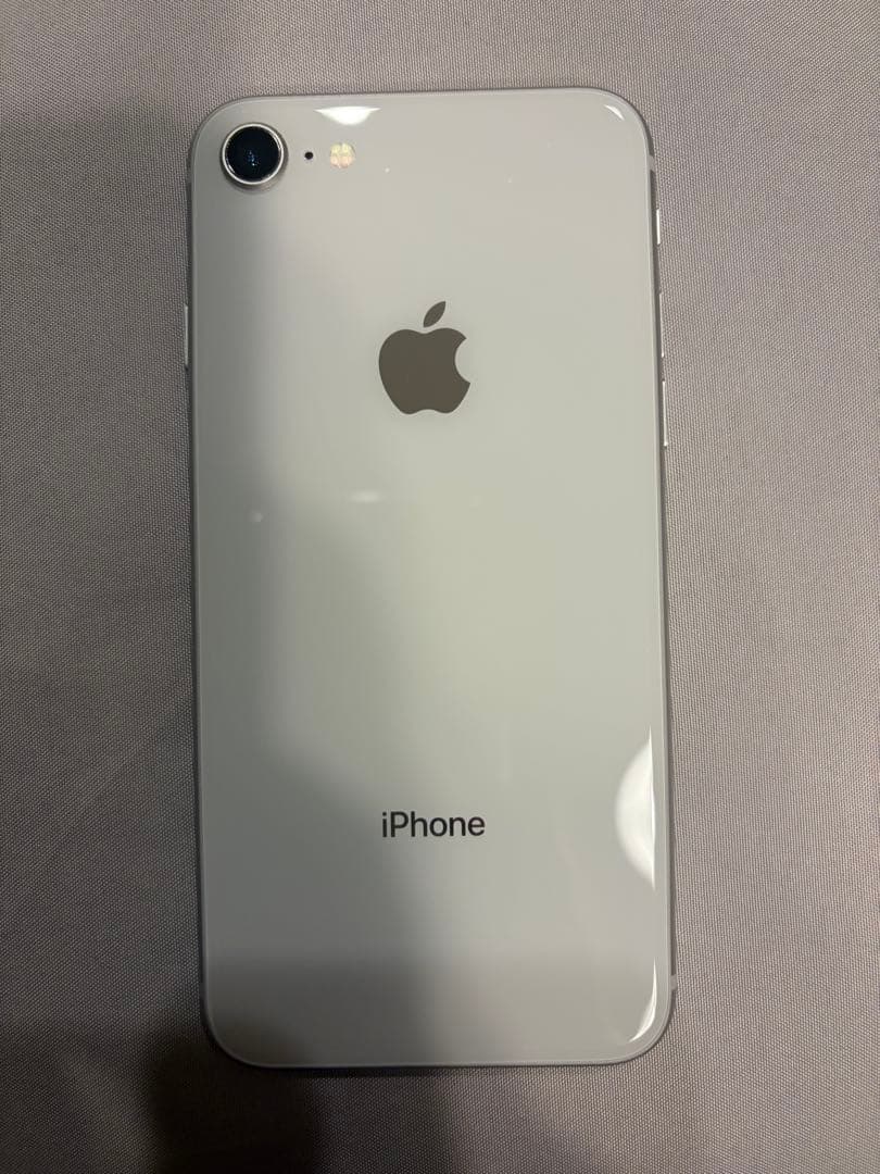 Apple iPhone 8 ホワイト