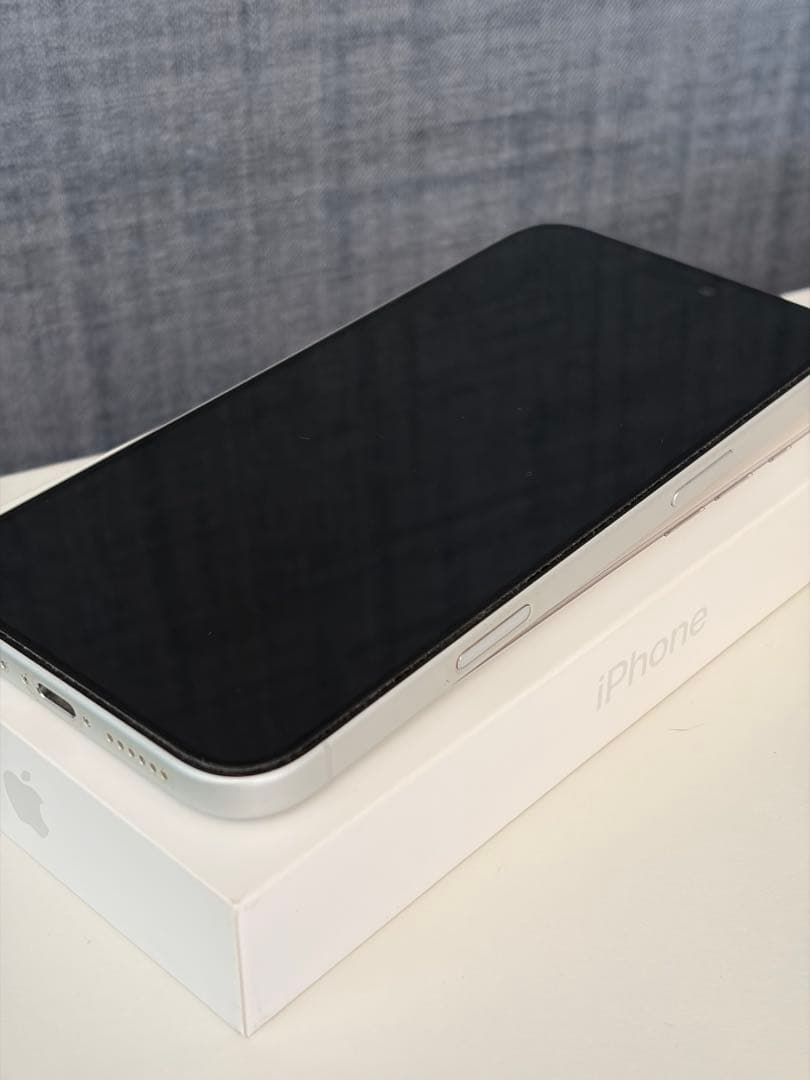 Apple iPhone 16 Plus 128GB ホワイト ケースフィルム付