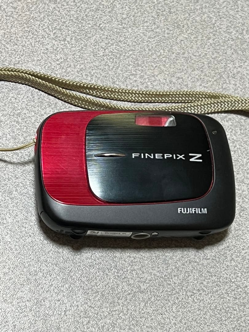 FUJIFILM FINEPIX Z37 コンパクトデジタルカメラ