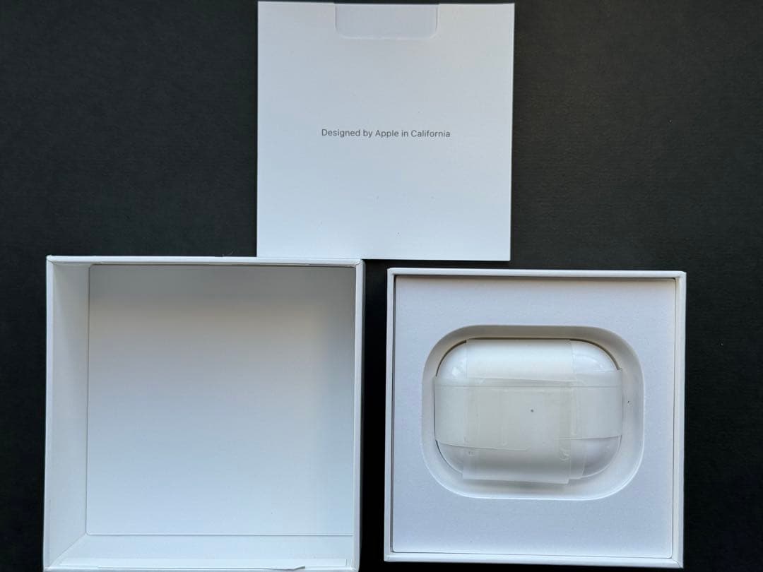 AirPods Pro 2nd Generation 本体　オマケ付き