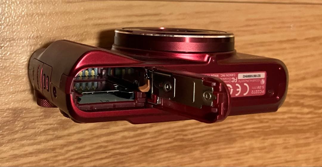 デジタルカメラ　Canon SX720 HS