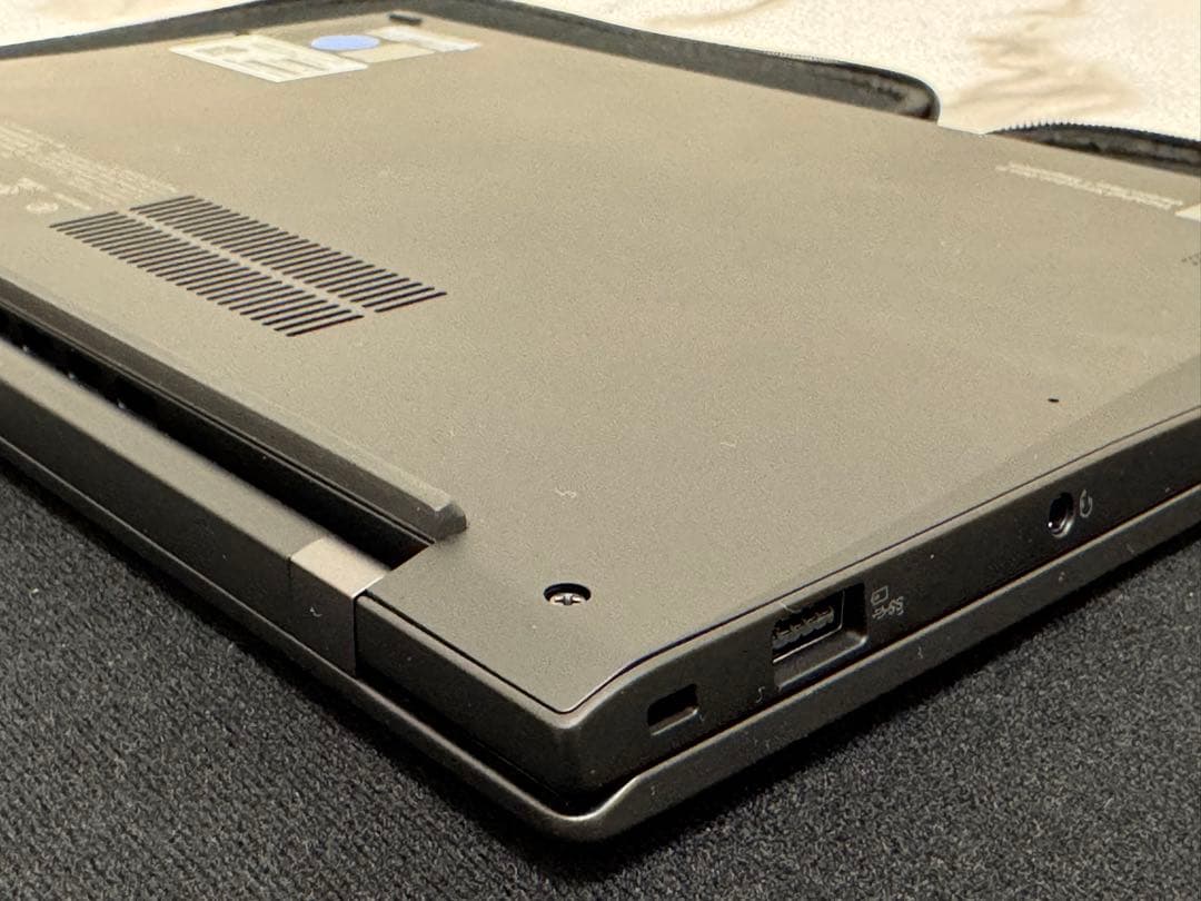 【超美品】Thinkpad X1 Gen11 i7/32G/1T OLE