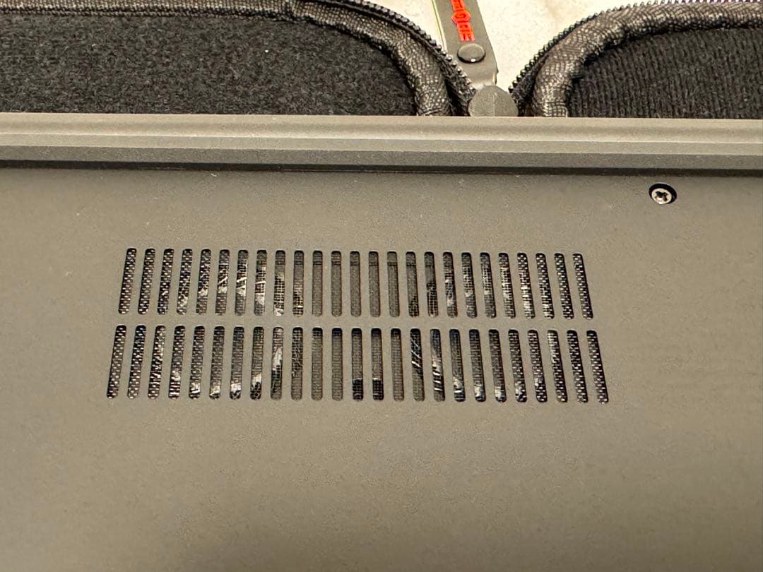 【超美品】Thinkpad X1 Gen11 i7/32G/1T OLE