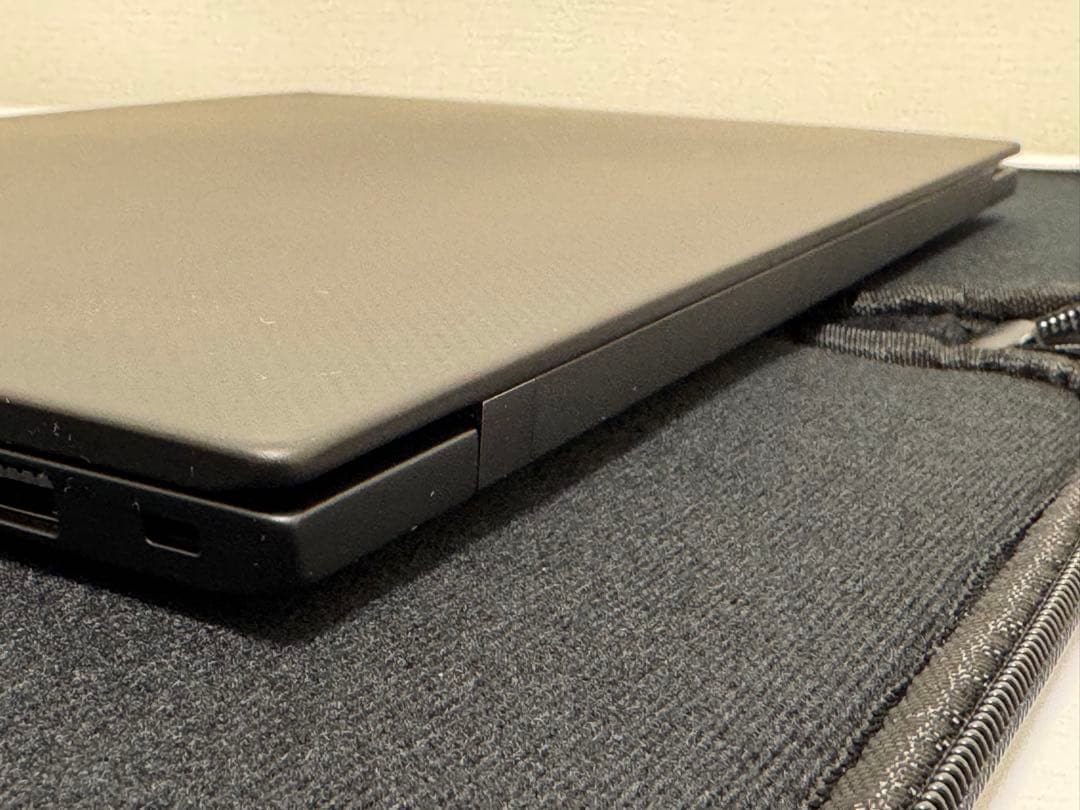 【超美品】Thinkpad X1 Gen11 i7/32G/1T OLE