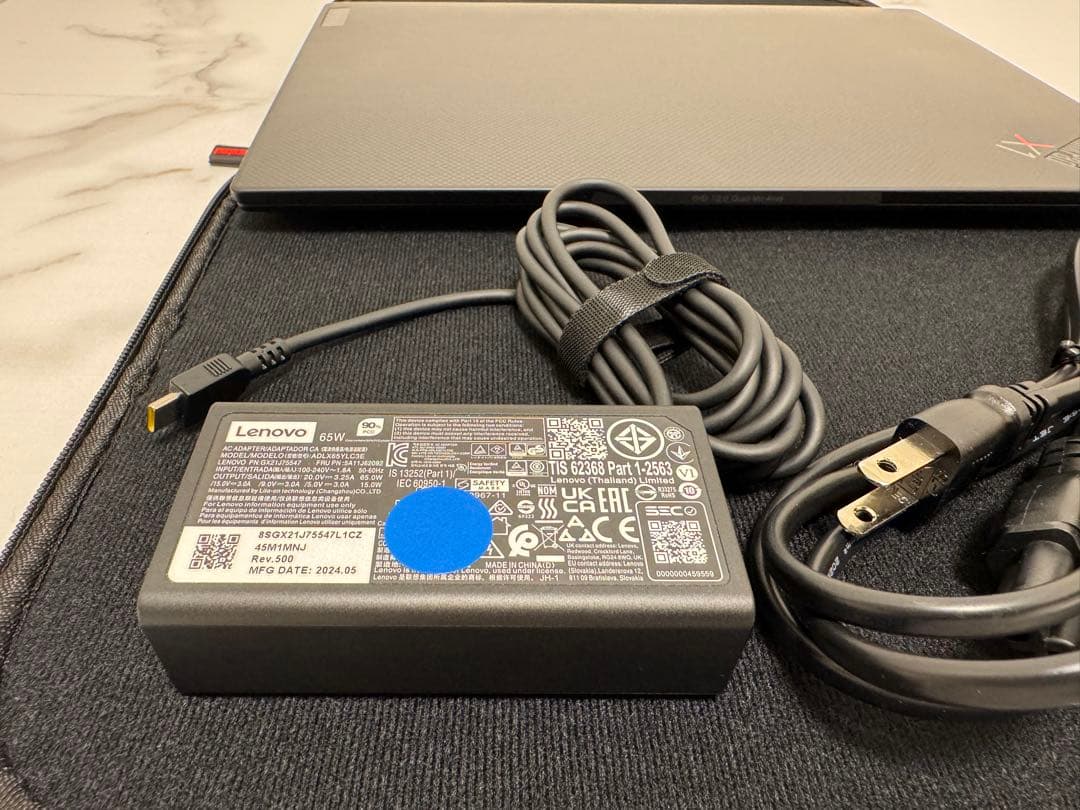 【超美品】Thinkpad X1 Gen11 i7/32G/1T OLE