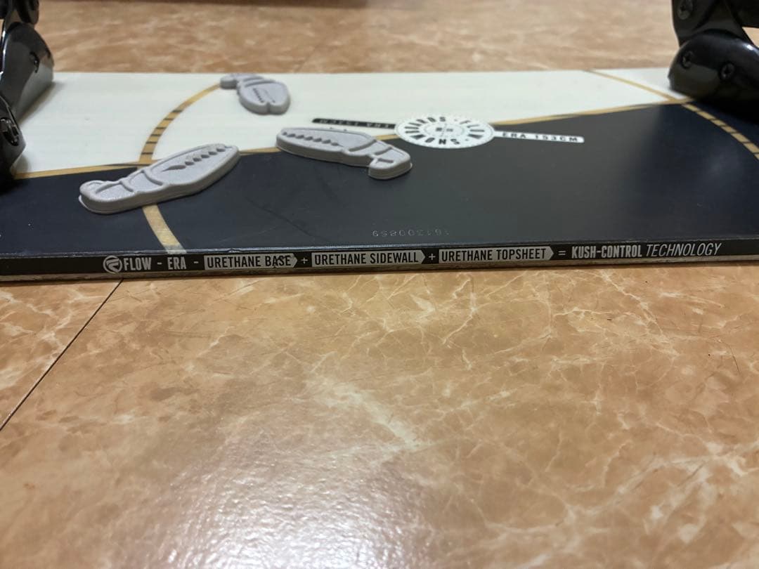 FLOW スノーボード　ビンディングヘルメットスノーボードカバー　ワックスセット